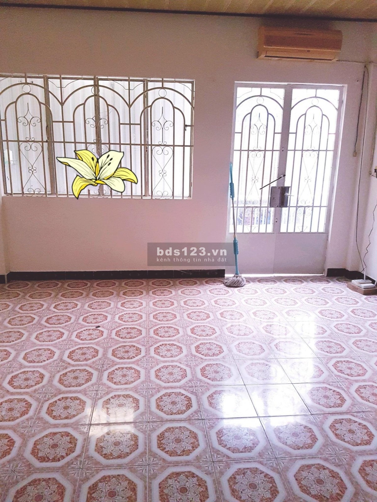 Bán gấp nhà riêng Võ Duy Ninh phường 22 Bình Thạnh. Trệt 2 lầu. Dt 26m2. Giá 3,2 tỷ