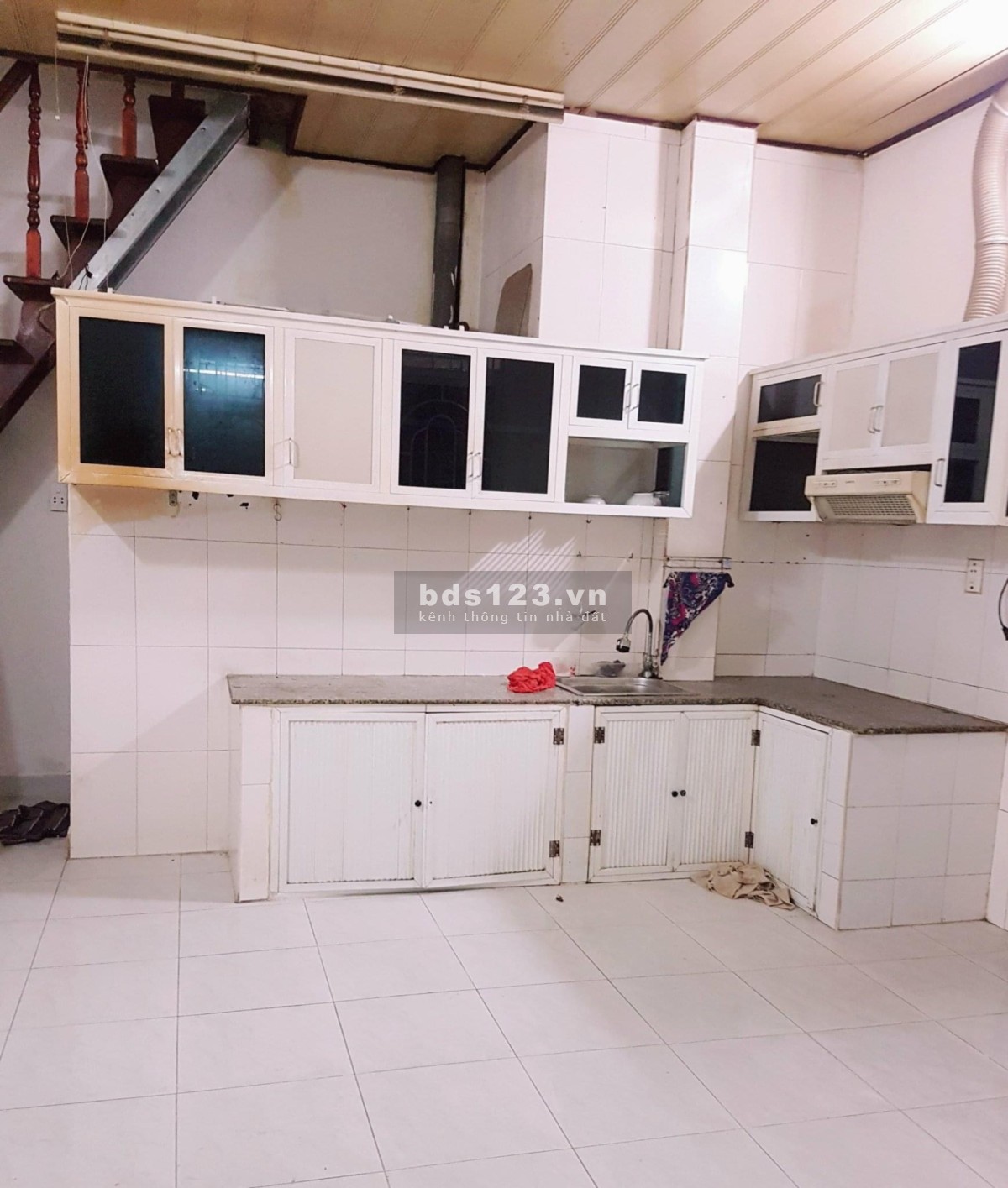 Bán gấp nhà riêng Võ Duy Ninh phường 22 Bình Thạnh. Trệt 2 lầu. Dt 26m2. Giá 3,2 tỷ