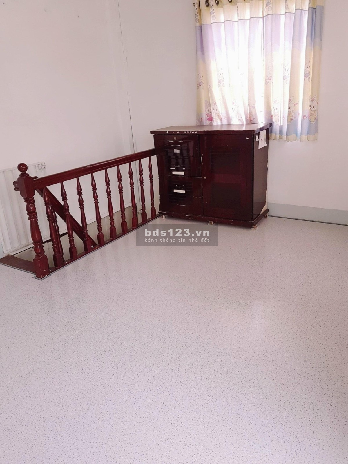 Bán gấp nhà riêng Võ Duy Ninh phường 22 Bình Thạnh. Trệt 2 lầu. Dt 26m2. Giá 3,2 tỷ