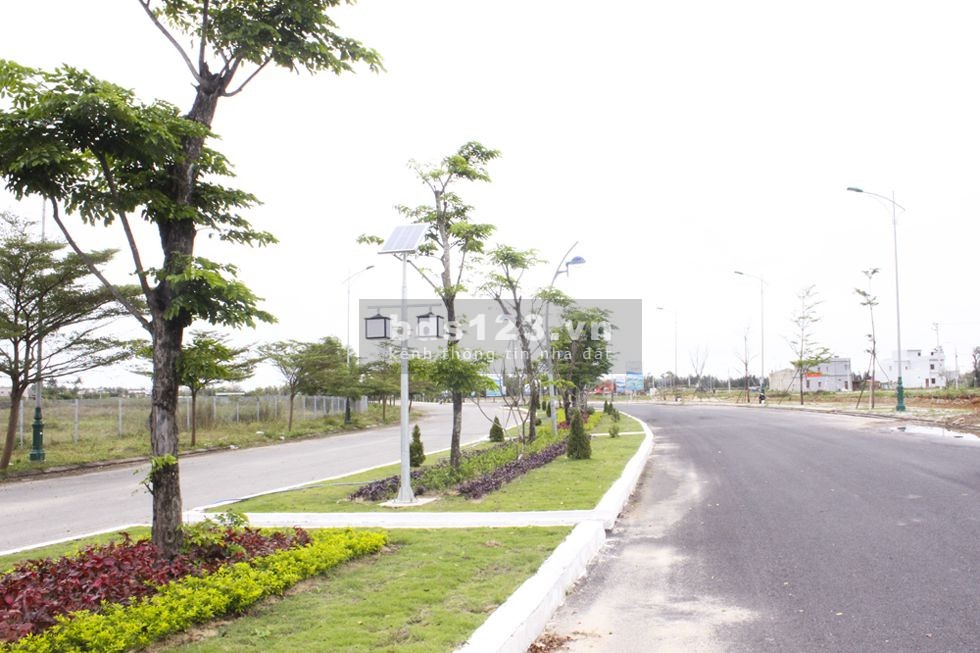 Chính chủ cần tiền bán biệt thự mặt sông Ngũ Hành Sơn Đà Nẵng, hồ bơi cực xịn, thương lượng