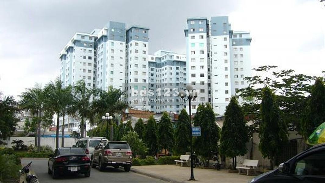 Bán gấp (hoặc Cố) shophouse hai tầng 124m2, chung cư Tôn Thất Thuyết, TP. HCM