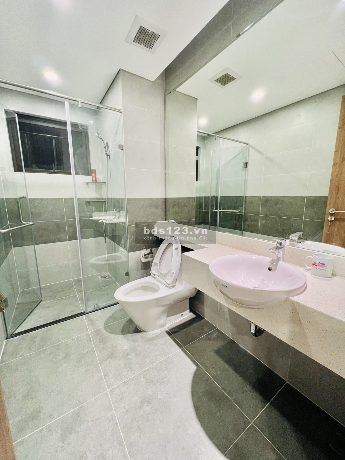 Cho thuê chung cư 3 phòng ngủ Sky Oasis Ecopark nội thất cao cấp 5 sao cho thuê lâu dài 15tr/tháng
