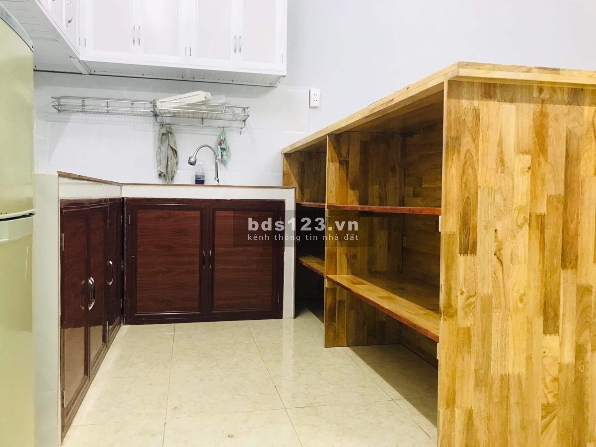 Bán gấp (hoặc Cố) shophouse hai tầng 124m2, chung cư Tôn Thất Thuyết, TP. HCM