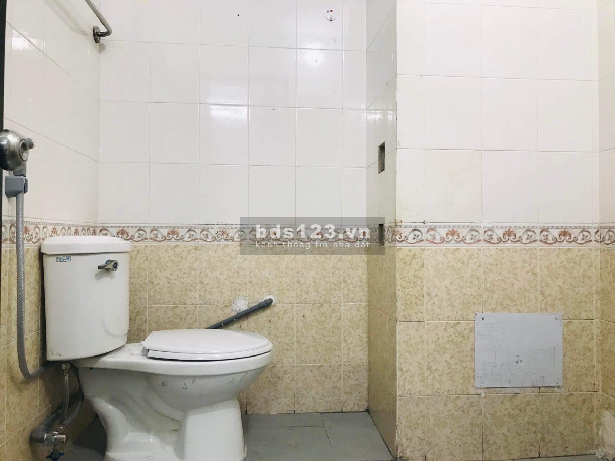 Bán gấp (hoặc Cố) shophouse hai tầng 124m2, chung cư Tôn Thất Thuyết, TP. HCM