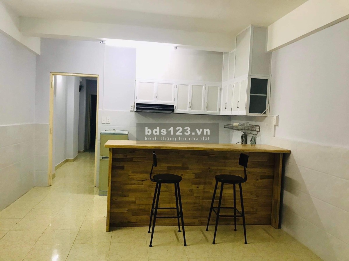 Bán gấp (hoặc Cố) shophouse hai tầng 124m2, chung cư Tôn Thất Thuyết, TP. HCM