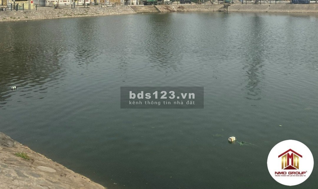 Bán nhà 3 tầng Vân Điềm Vân Hà Đông Anh nhỉnh 2,4 tỷ, lh: 0888696362