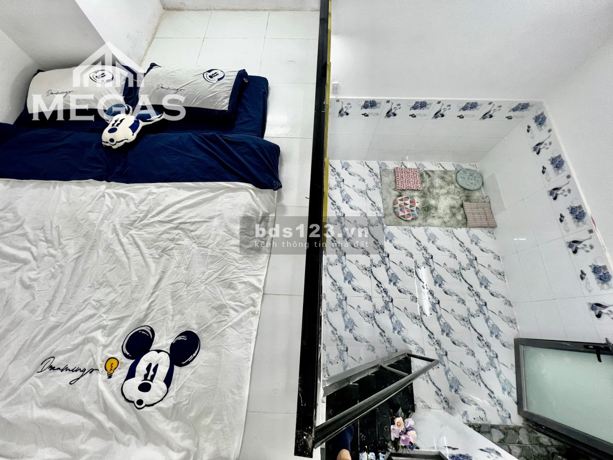 Cho thuê phòng trọ DUPLEX 30M2 gác cao 1m8 giá rẻ đường Hương Lộ 2 ngay gần ngã tư Bốn Xã