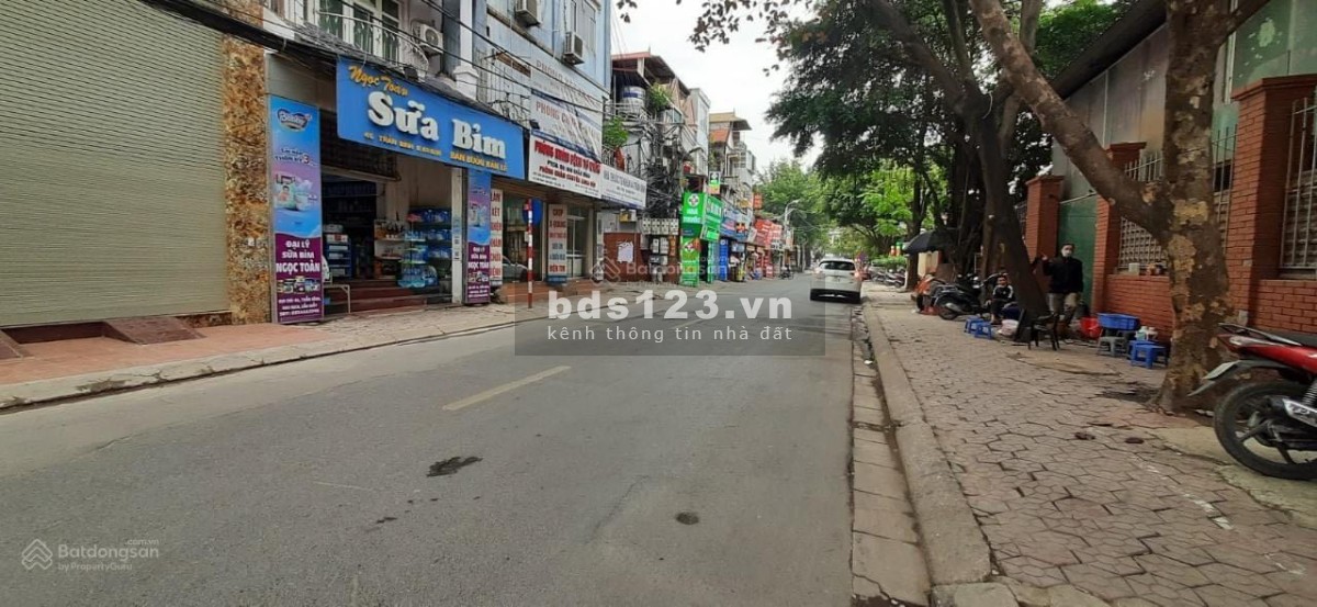 Bán nhà 8 tầng, mặt phố Trần Bình, Diện tích 85m², KD, Vỉa Hè