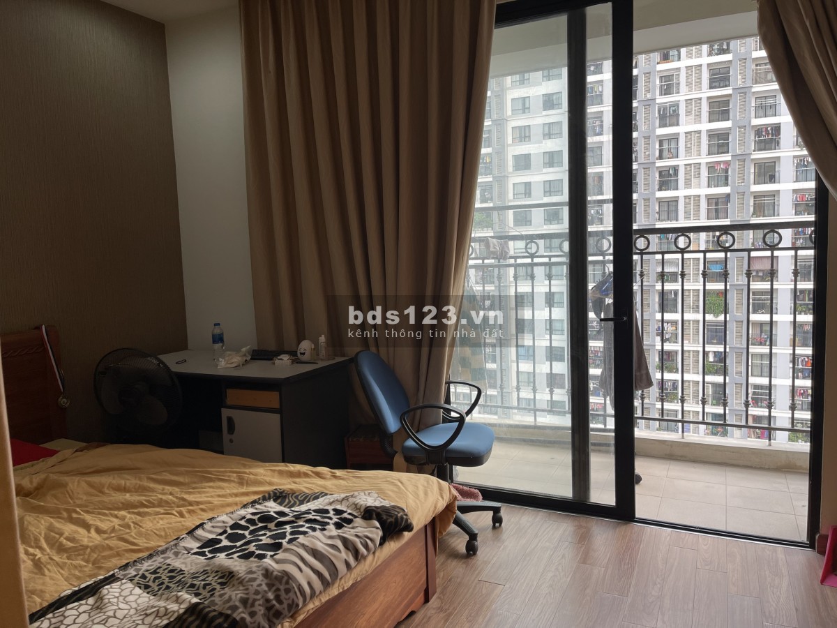 Cần bán căn hộ 3pn 2wc 95m2, 4,3 tỷ, tầng trung view thoáng ngay Times City