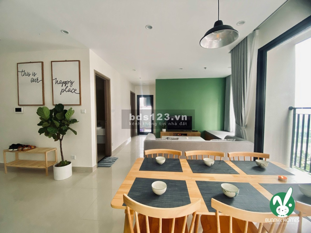 Gia đình cần bán gấp căn hộ 2PN+1,2VS căn góc giá 1900 triệu tặng full nội thất Vinhomes Ocean Park