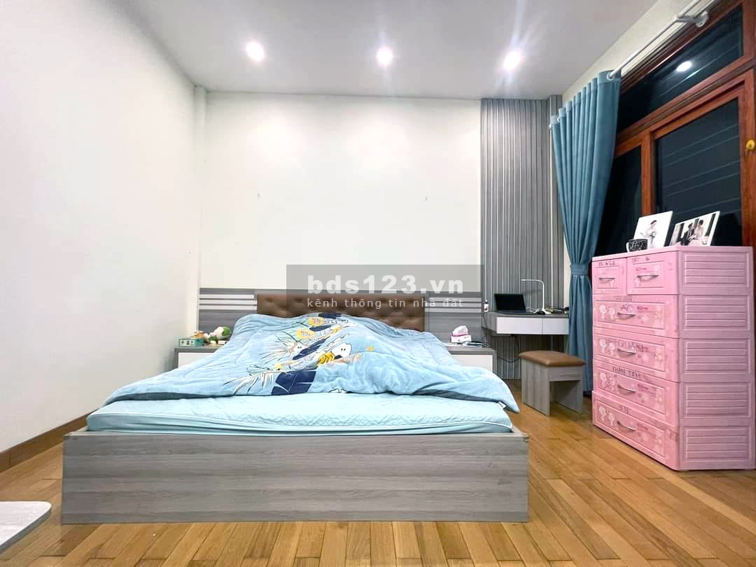 Bán nhà Quan Nhân, Thanh Xuân oto vào nhà ngõ thông hiếm nhà bán 40m2 giá 5,2 tỷ
