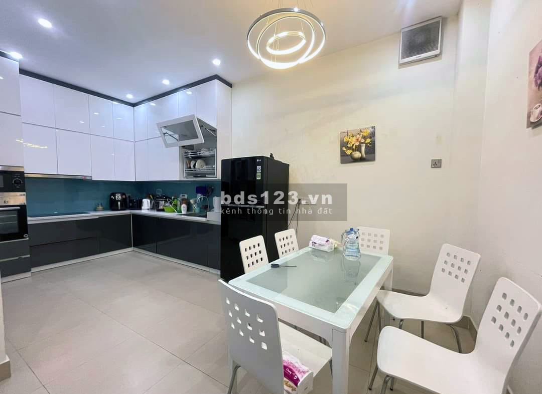 Bán nhà Quan Nhân, Thanh Xuân oto vào nhà ngõ thông hiếm nhà bán 40m2 giá 5,2 tỷ