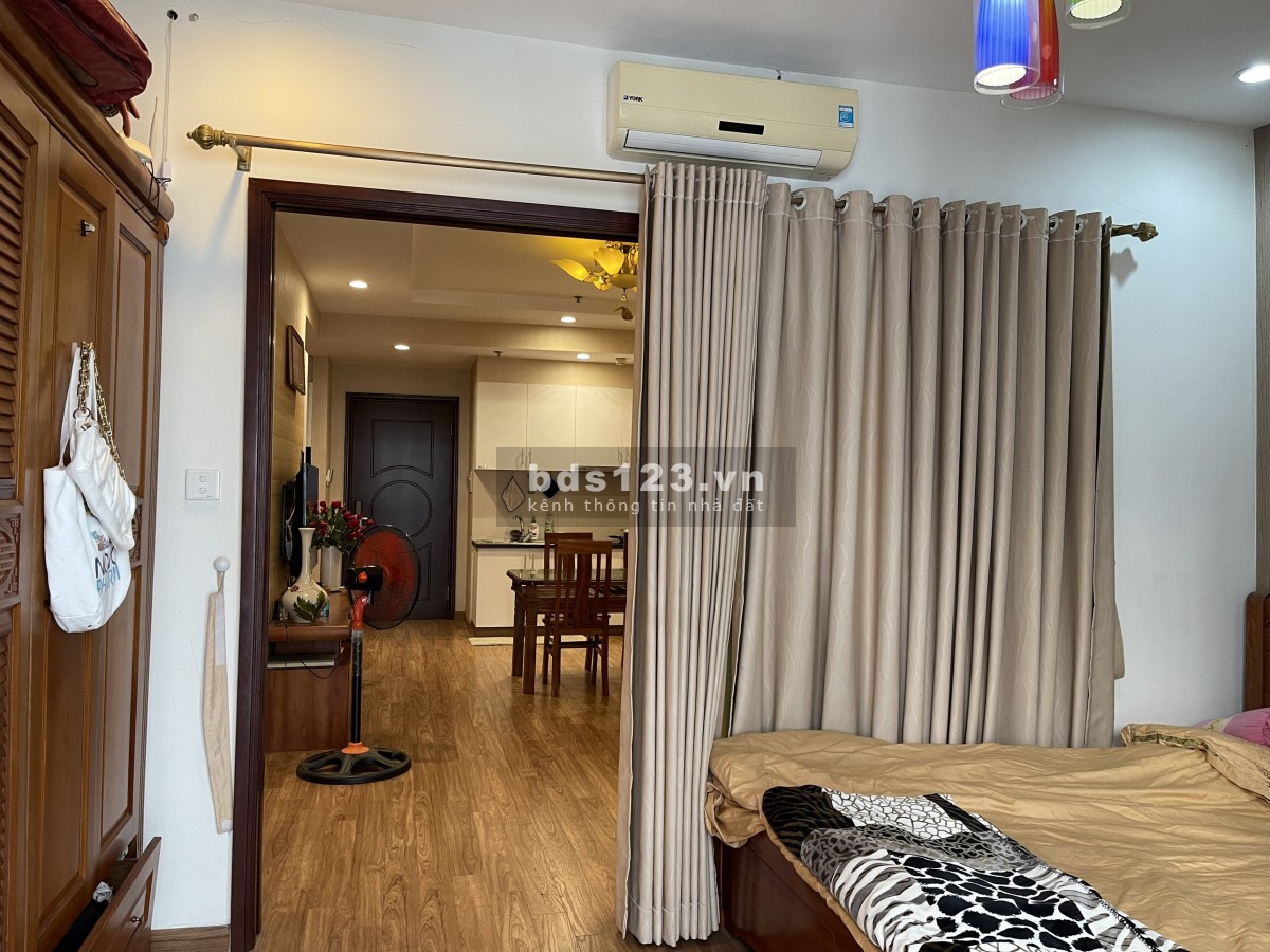 Cần bán căn hộ 3pn 2wc 95m2, 4,3 tỷ, tầng trung view thoáng ngay Times City