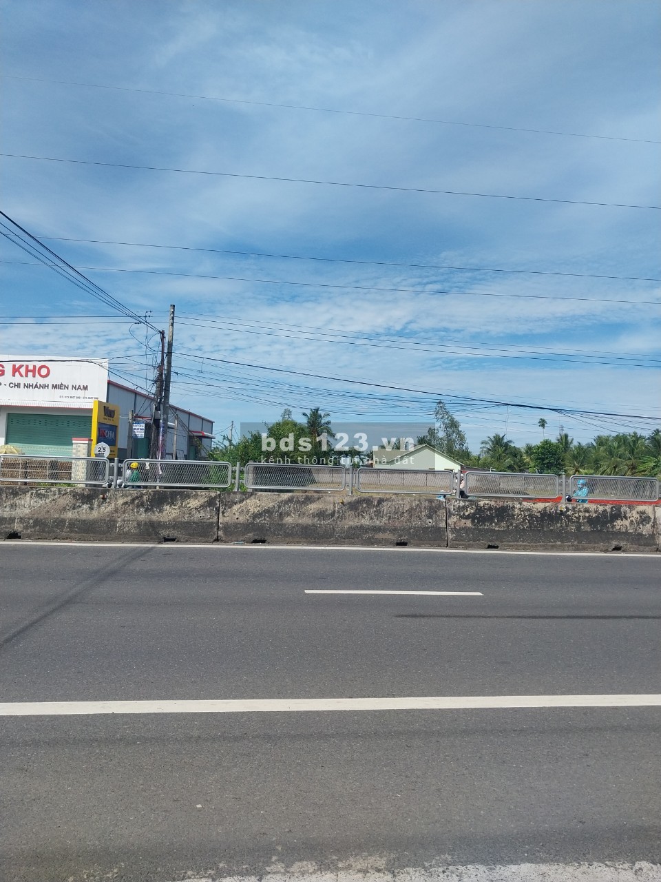 Bán đất hiếm mặt tiền Quốc Lộ 1A rộng 2.620m2 Châu Thành Mỹ Tho TG