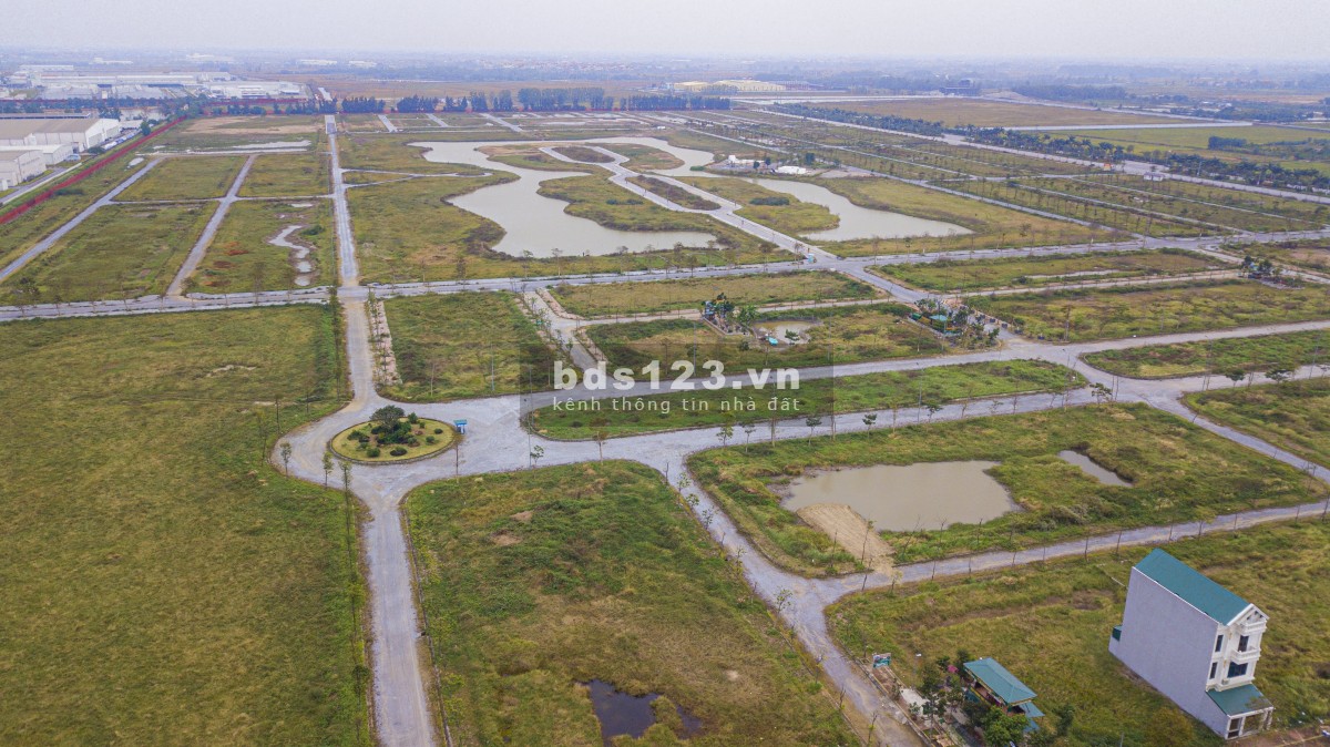 Bán căn hộ shophouse mặt hồ, giá rẻ giật mình, chỉ 13.xtr/m