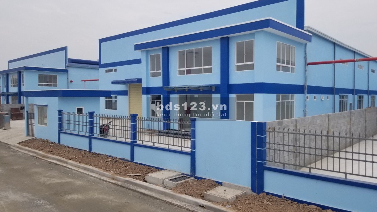 Cho thêu xưởng trong kcn Việt Hương giá : 3$/ m2