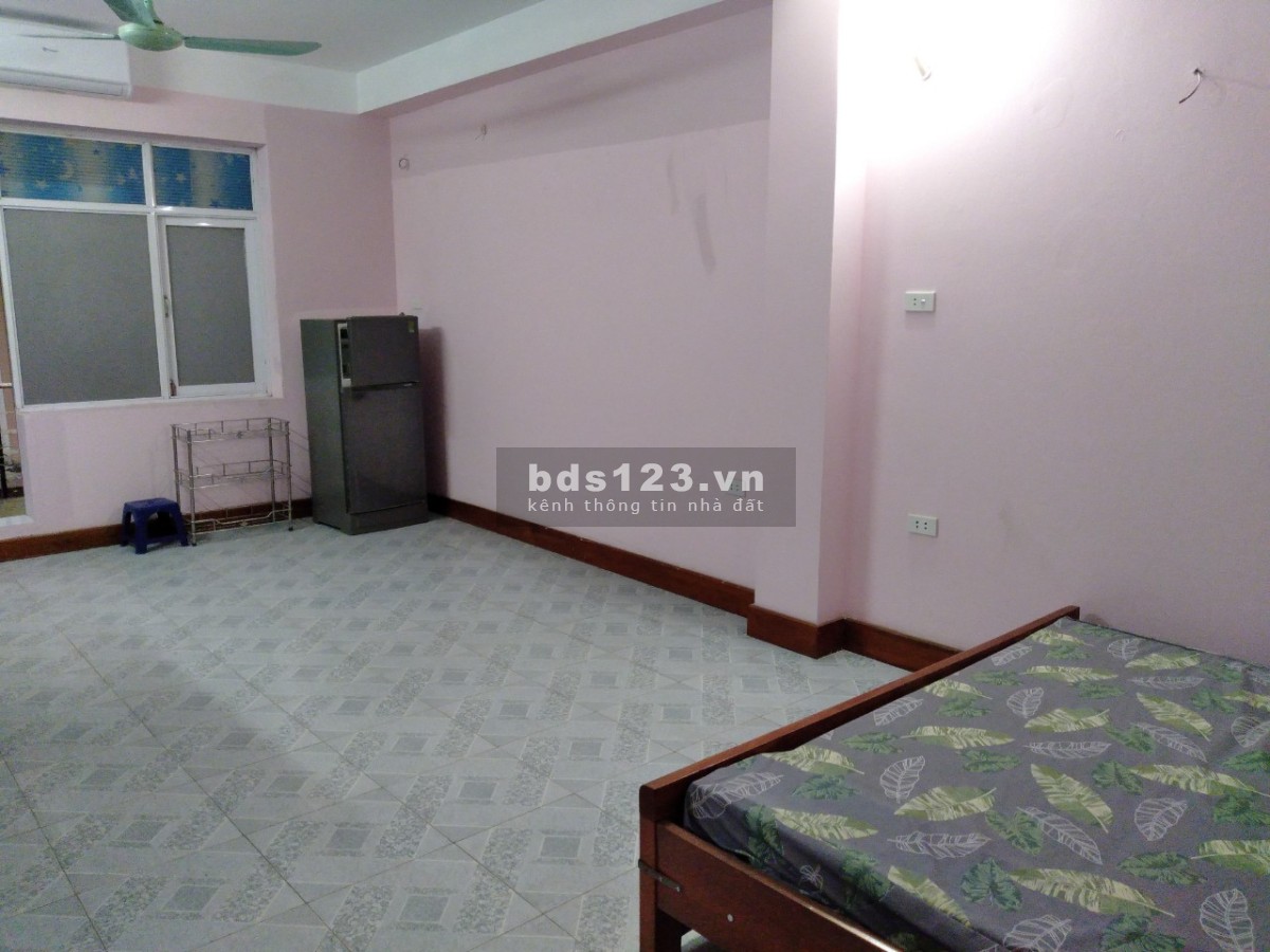Cho thuê phòng trọ 2 phòng 25m2 40m2 đường Đê La Thành quận Đống Đa