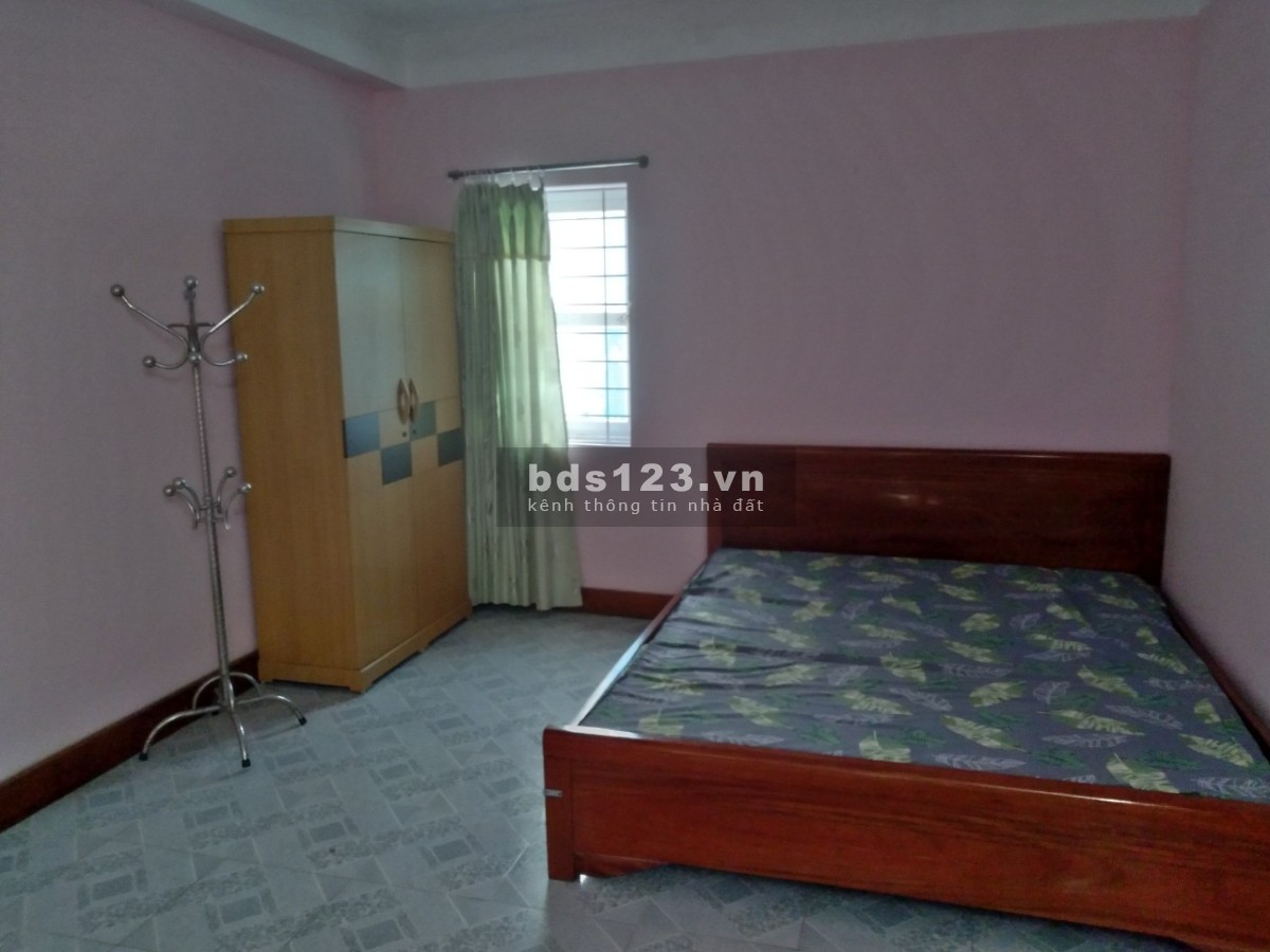 Cho thuê phòng trọ 2 phòng 25m2 40m2 đường Đê La Thành quận Đống Đa