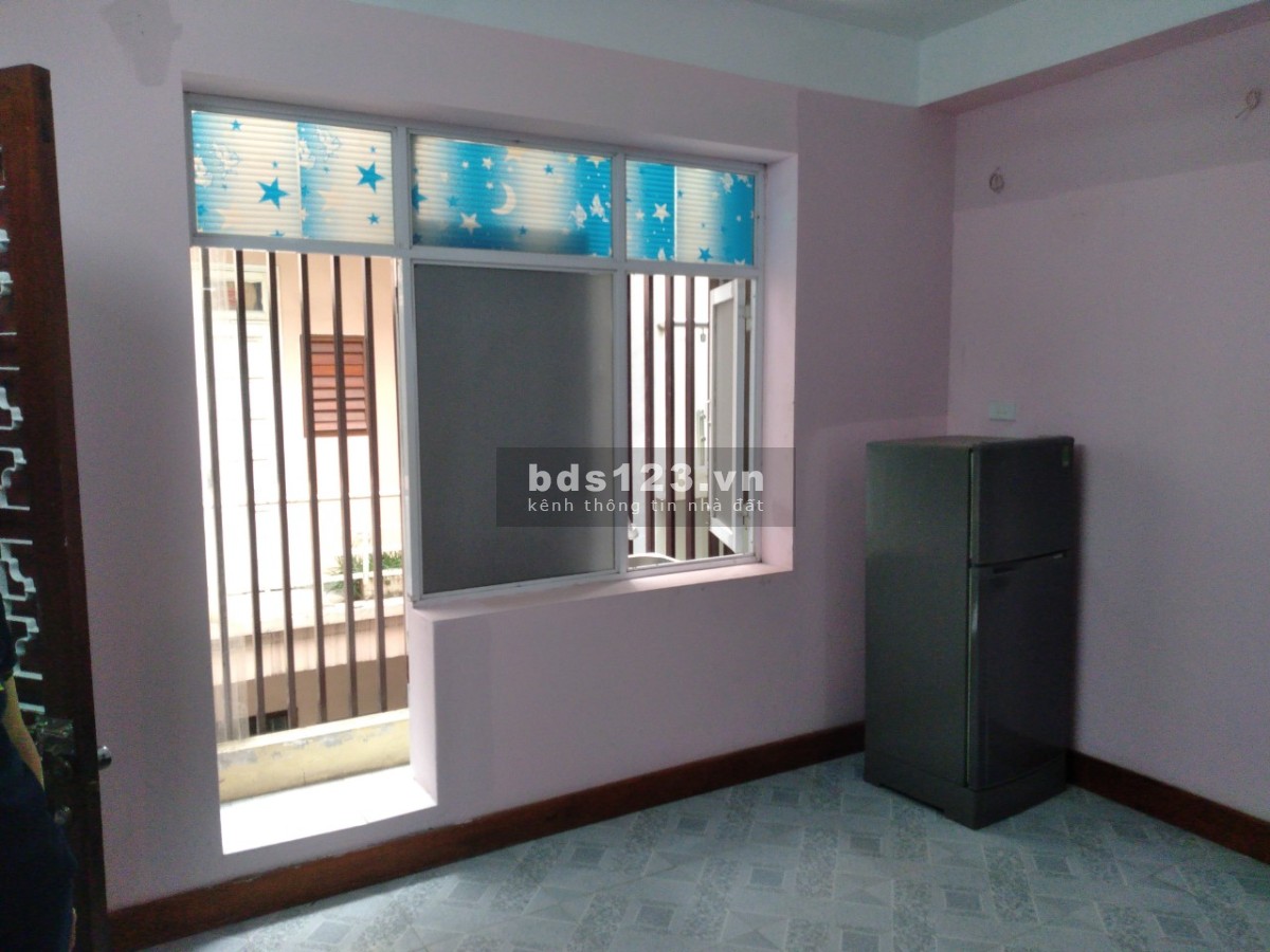 Cho thuê phòng trọ 2 phòng 25m2 40m2 đường Đê La Thành quận Đống Đa