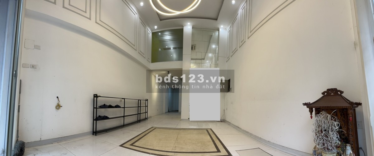 Cho thuê nhà mặt phố Mai Hắc Đế. 60m2 x 8 tầng 1 tum. Nhà sơn sửa đẹp.