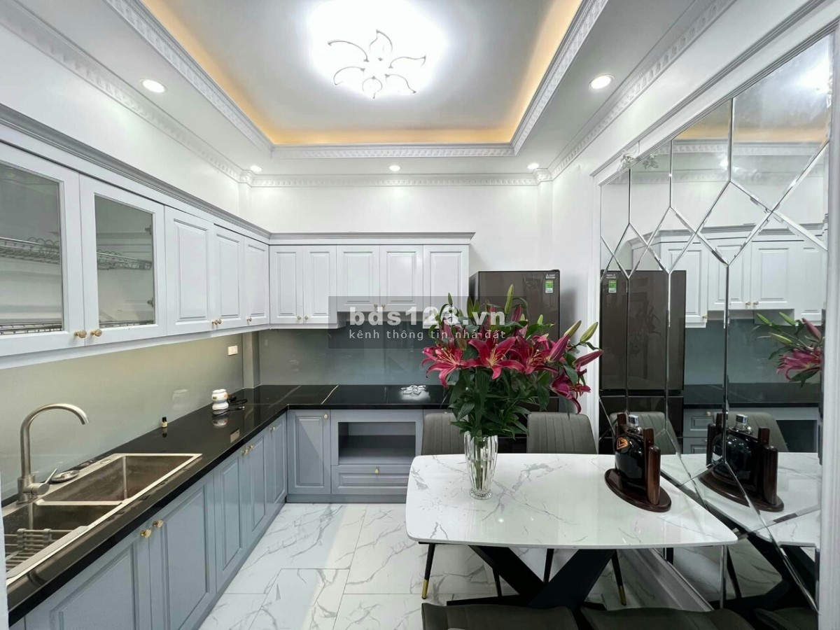 Bán nhà riêng phố Giáp Bát, nhà mới koong , 37m2 5.4 tỷ, 0344187959