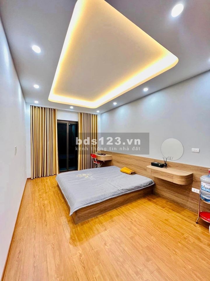 Bán nhà đẹp Vân Canh 50m2 x 5t, ô tô đỗ cửa – kinh doanh - 4,6 tỷ
