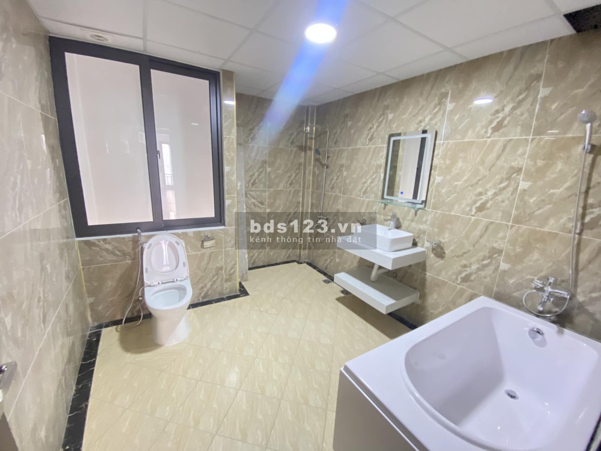 Bán nhà mới đẹp ở ngay - Ngõ thông - Gần ô tô - DT 36M _ Chỉ 3,8 tỷ