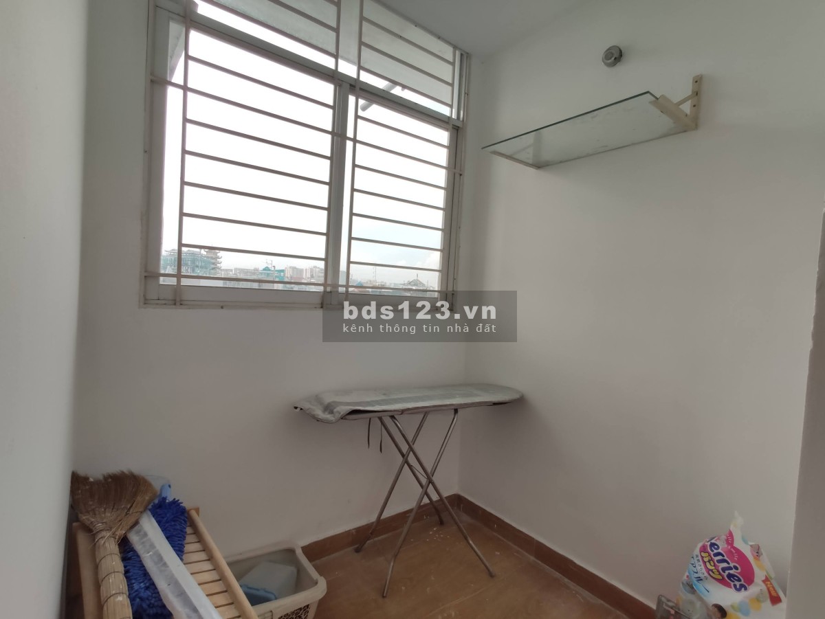 Bán căn hộ 55m2 Tầng 4 C/C Huỳnh Văn Chính 2, Quận Tân Phú