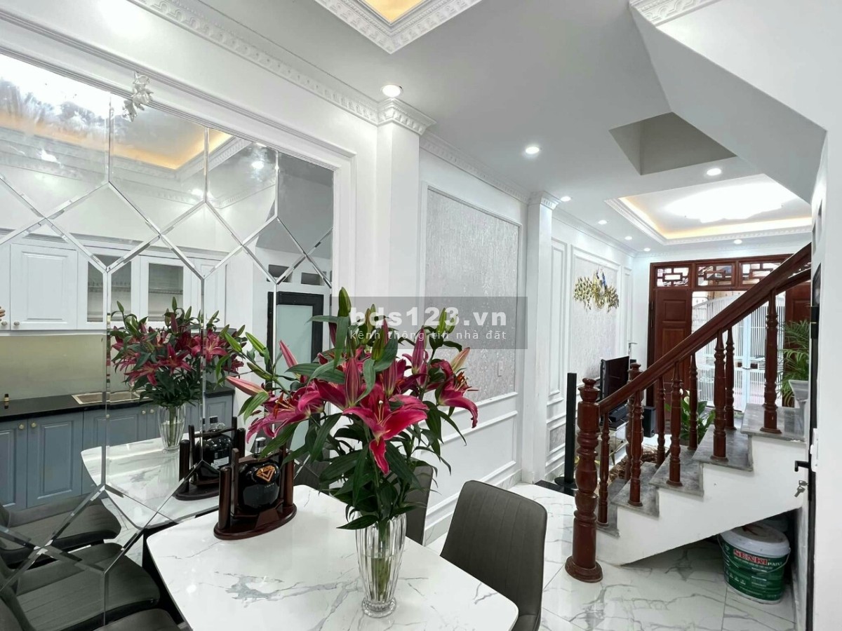 Bán nhà riêng phố Giáp Bát, nhà mới koong , 37m2 5.4 tỷ, 0344187959