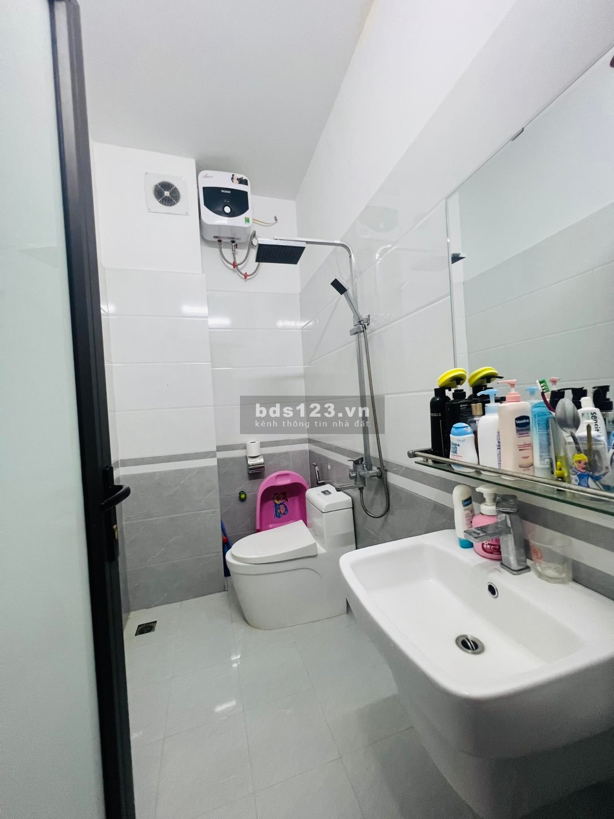 Bán nhà riêng Tu Hoàng 35m2, 5 tầng, mặt tiền 4m, 2.8 tỷ