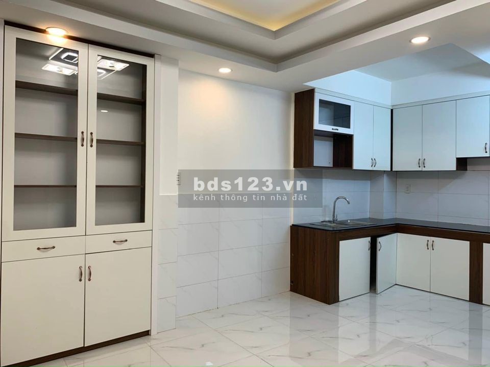 Chủ giảm mạnh cần bán nhà gấp, hẻm an ninh, gần Mai Xuân Thưởng, 2 tầng, 30m2, nhỉnh 2 tỷ