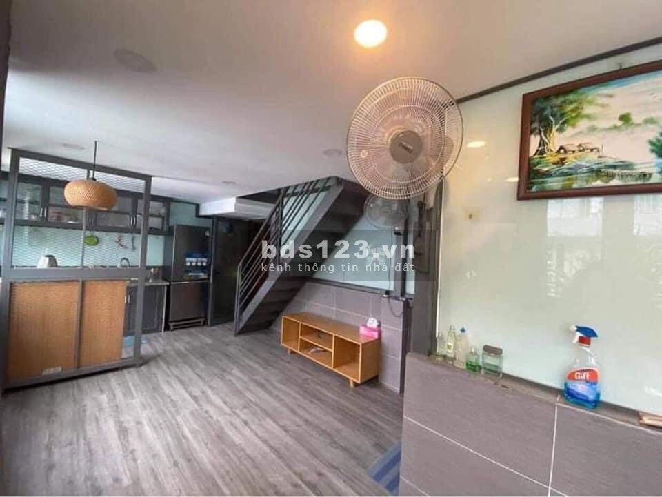 Cần bán nhà riêng chdv đang tn 35tr.th, 4 tầng, khu Vip Huỳnh Văn Bánh, p13, pn, 5 pn, 36m2, 6.3 tỷ