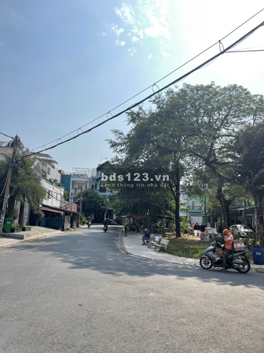 Bán đất Quận 8 giá tốt nhất khu vực quanh mặt tiền đường Nguyễn Văn Linh, giá 38 tr/m2
