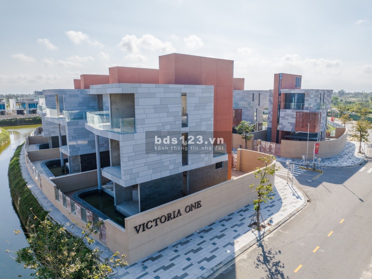 Cực hiếm còn đúng 1 căn biệt thự 427m2 liền kề căn Sơn Tùng MTP ven biển Đà Nẵng, sang tên nhanh