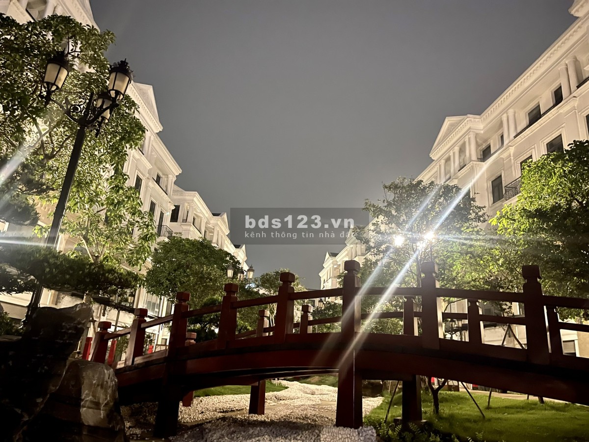 Qũy căn TMDV tại Vinhomes Ocean Park Gia Lâm từ 7.6 - 22 tỷ (0985941715 Mr Hùng) Cập nhật 10/05/2023