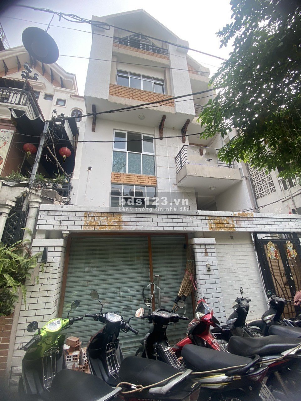 Cho thuê nhà mặt tiền biệt thự mini Nguyễn Thị Minh Khai Quận 1