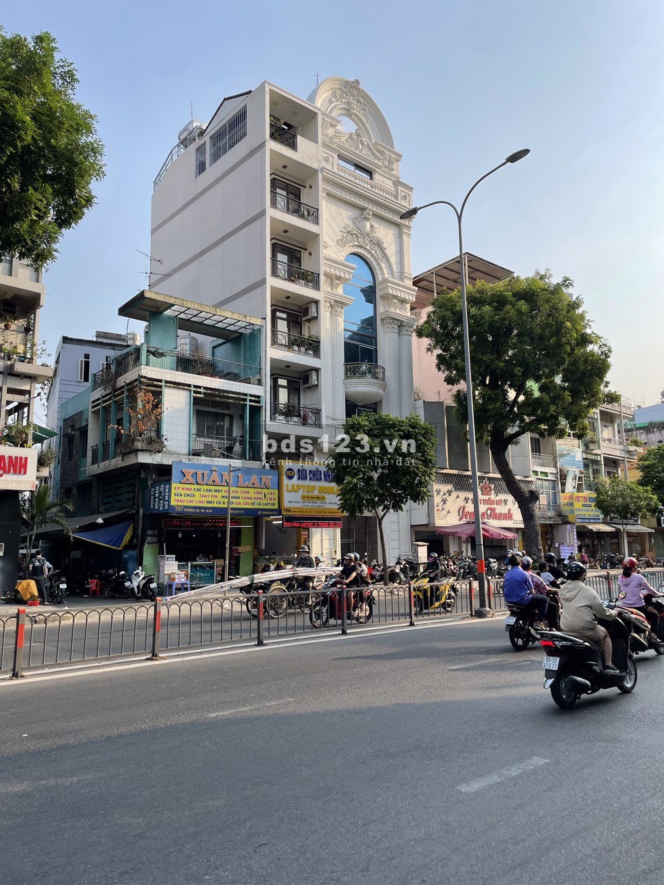 Cho thuê nhà NC mặt tiền 707 đường 3/2 P6 Q10 vị trí siêu đẹp