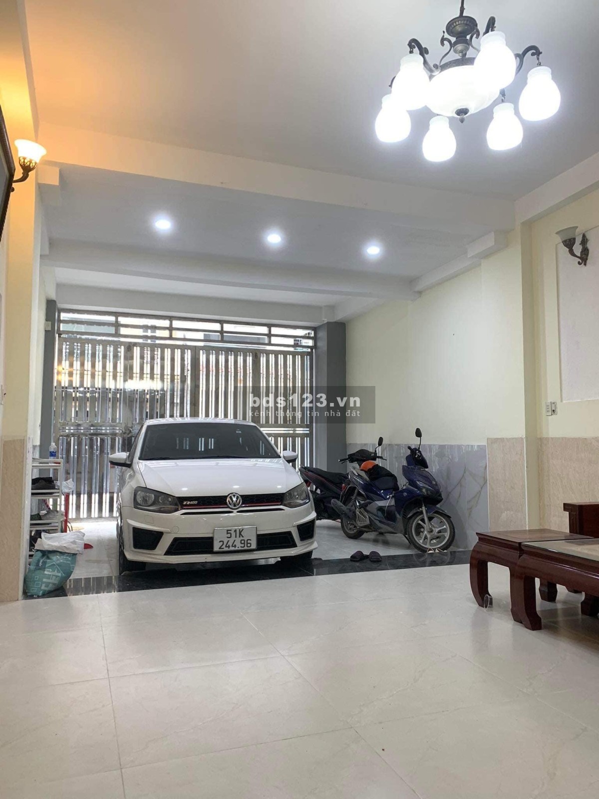 Bán gấp nhà mặt xe HXT thông thương, xe hơi ngủ nhà Huỳnh Văn Bánh, 4 tầng, 4.8*18m, 91m2, 16.8 tỷ