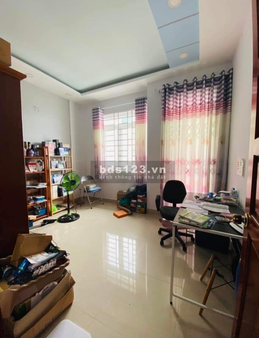 Bán nhà ở ngay, hẻm ô tô 5m, cạnh công viên Nguyễn Sỹ Sách, 4.5 tỷ