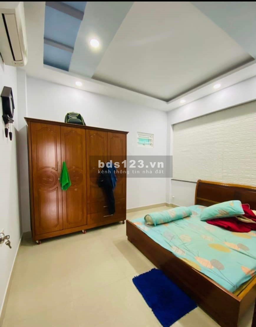 Bán nhà ở ngay, hẻm ô tô 5m, cạnh công viên Nguyễn Sỹ Sách, 4.5 tỷ
