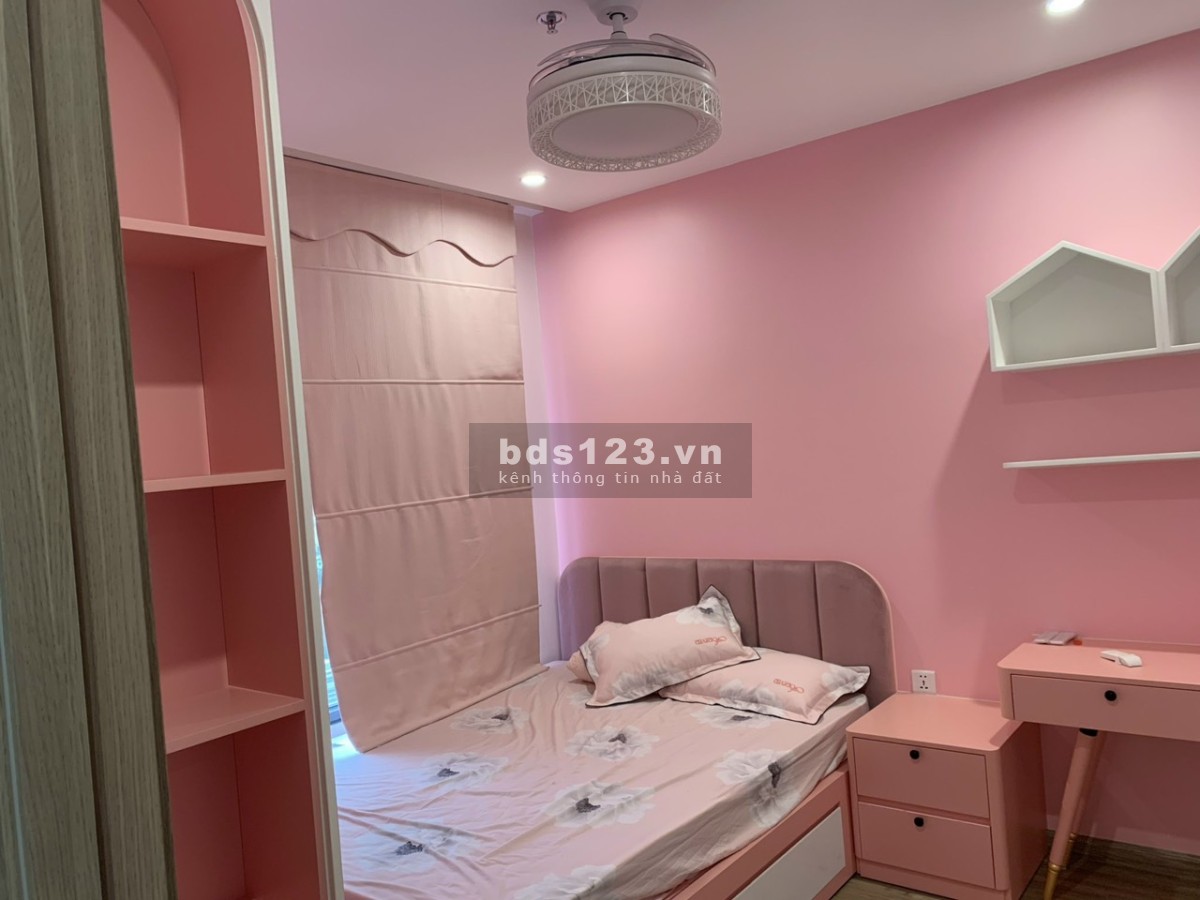 Cần bán căn hộ 3N2VS tặng kèm full nội thất giá chỉ 2.23 tỷ tại Vinhomes Ocean Park