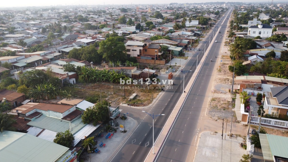 Kẹt tiền ngân hàng lắm 540m2, đất ngay KCN, 100%thổ cư. Bán đất Gò Dầu, Tây Ninh