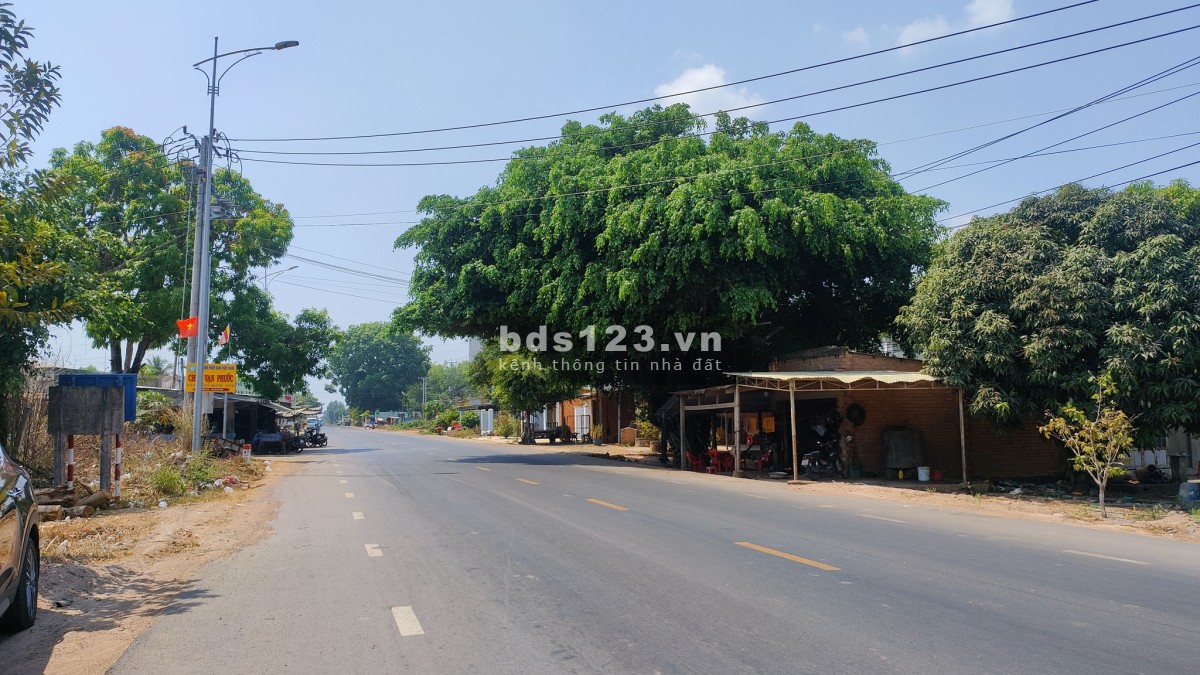 Kẹt tiền ngân hàng lắm 540m2, đất ngay KCN, 100%thổ cư. Bán đất Gò Dầu, Tây Ninh