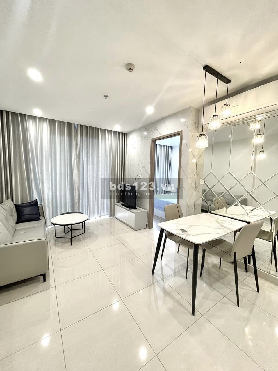 Cần tiền bán căn hộ 2N2VS giá chỉ từ 1.65 tỷ tại Vinhomes Ocean Park Gia Lâm