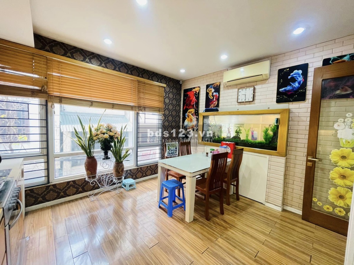 Chính chủ gửi bán nhà Yên Lãng 60m2 6 tầng mt 8m nhà lô góc đẹp mặt ngõ ô tô tránh – kinh doanh tốt