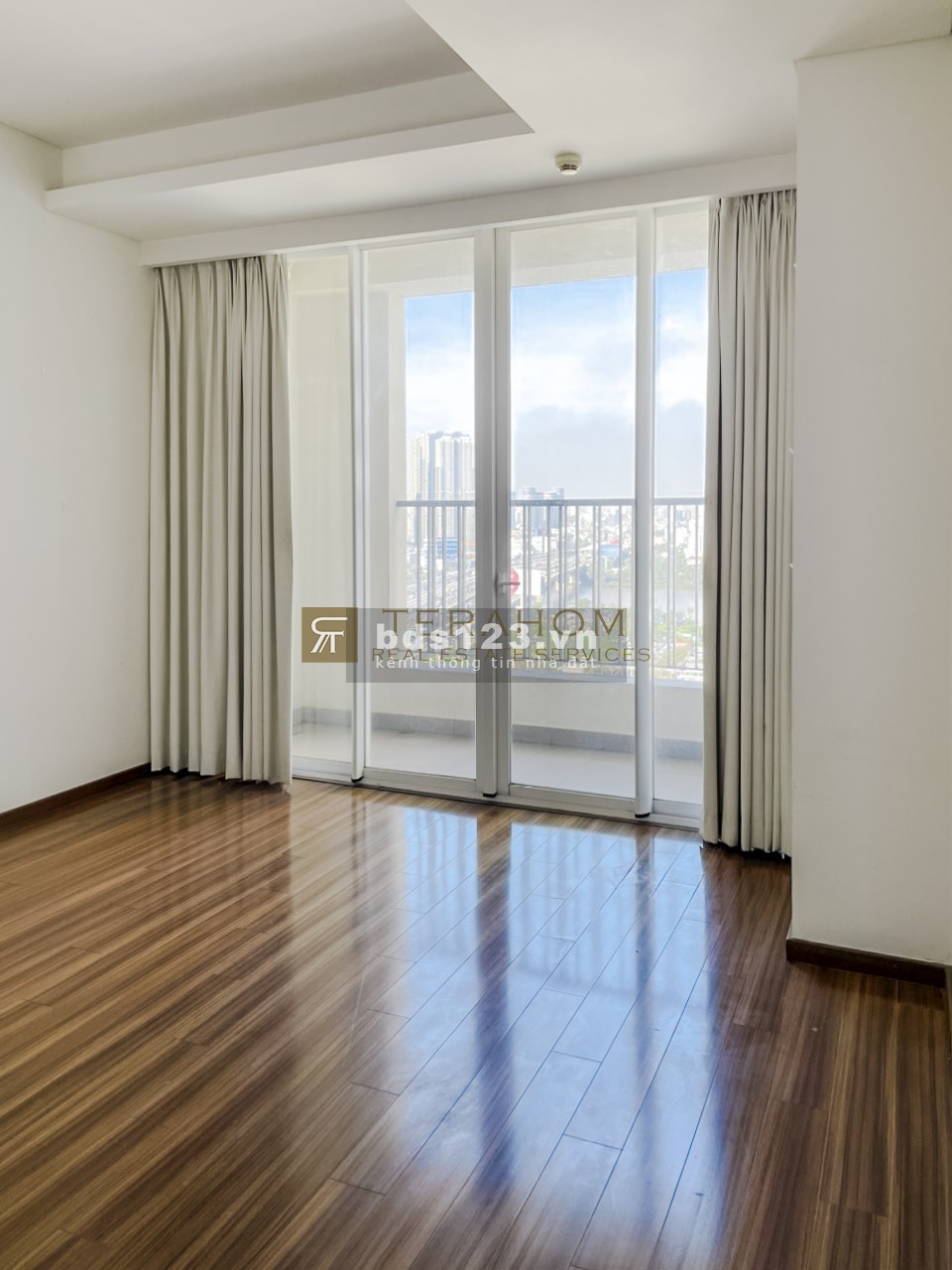 Cho thuê căn hộ Thảo Điền Pearl 3pn view trực diện Landmark đẹp nhất, Nội thất Cơ bản