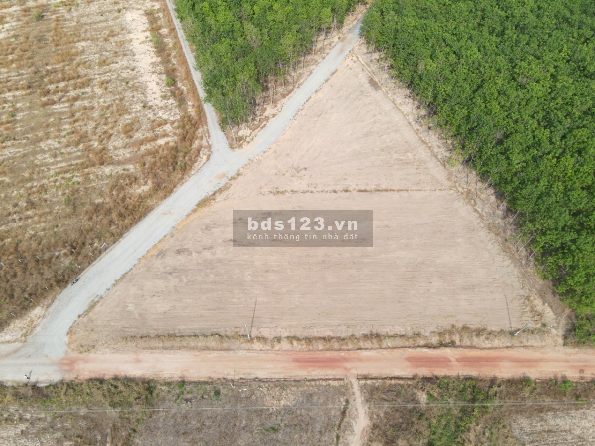 Nợ ngân hàng bán gấp lô đất 380m2 cách đường Mỹ Phước -Tân Vạn chỉ 500m Giá 640Tr