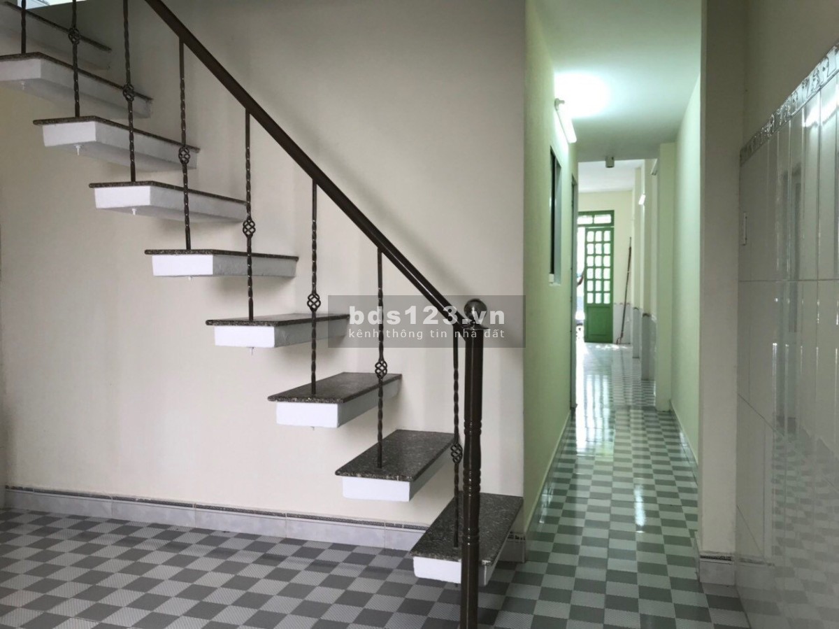Bán nhà cấp 4 - mặt tiền đường Mai Am - Trung tâm thành phố gần cầu sông Hàn