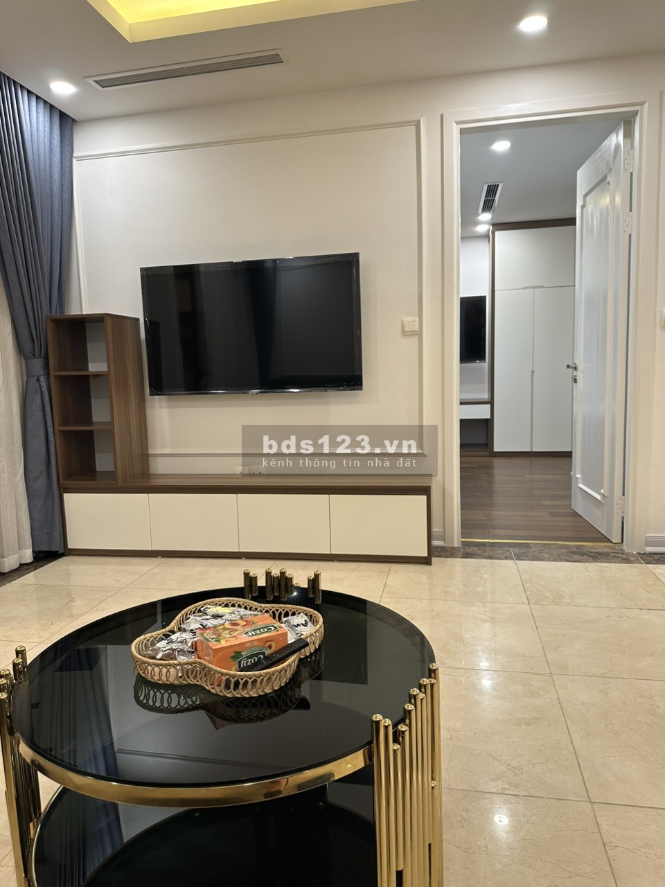 Cần cho thuê căn hộ 2PN D'Le Roi 35 Xuân Diệu
