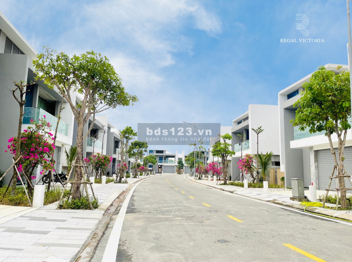 Bán nhanh biệt thự 427m2 3PN có hồ bơi cạnh Ocean Villas View kênh 2 mặt tiền 12tỷ